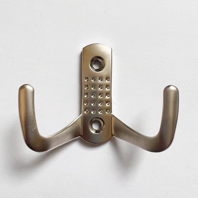 Most Popular In 2023 clothes hanger hook for pole 360 swivel hook clothes hangers and wall mounted clothes hooks
